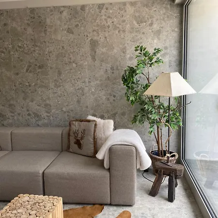 Maison Poluc - Cadeau Des Alpes Aparthotel 4*