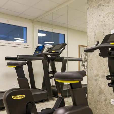 Aparthotel Maison Poluc - Cadeau Des Alpes 4*